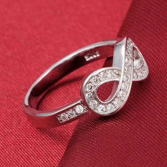 INFINITY 925 STERLING SILVER DIAMOND RING - Picture 4 of 5